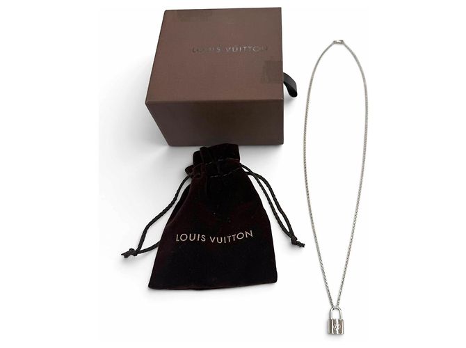 Colar com Pendente Lockit Louis Vuitton Prateado Prata - vista 2