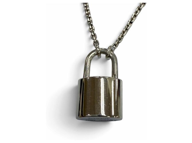 Colar com Pendente Lockit Louis Vuitton Prateado Prata - vista 5