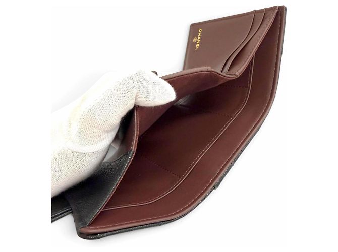 Timeless Portafoglio Tri-Fold Chanel in pelle di vitello granulata nera Nero - vista 5