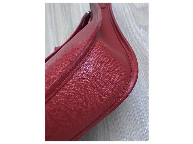 Borsa Hermès Evelyne TPM in pelle rossa Rosso - vista 9