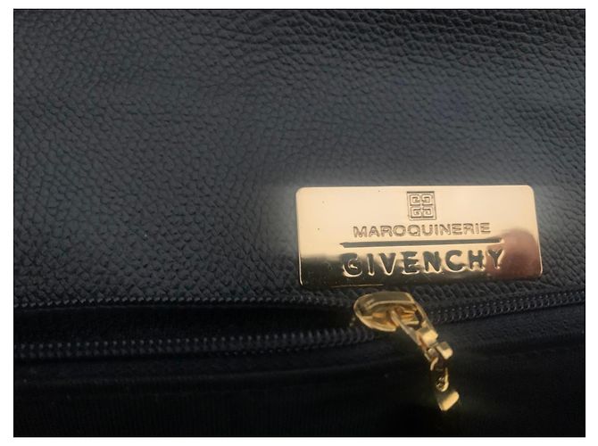 Sac à main Givenchy en cuir noir grainé - vue 2