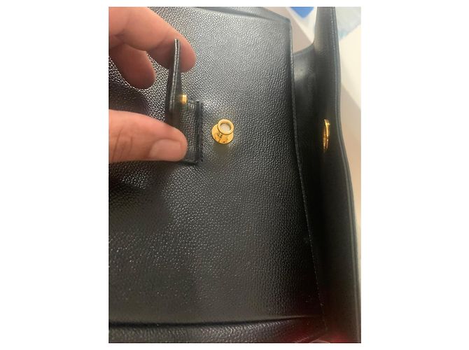 Sac à main Givenchy en cuir noir grainé - vue 4