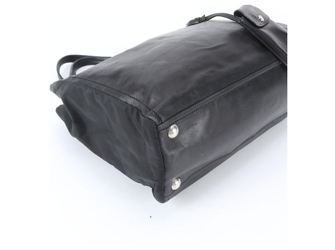 Saco Tote em couro Prada Triangle Logo Preto - vista 5