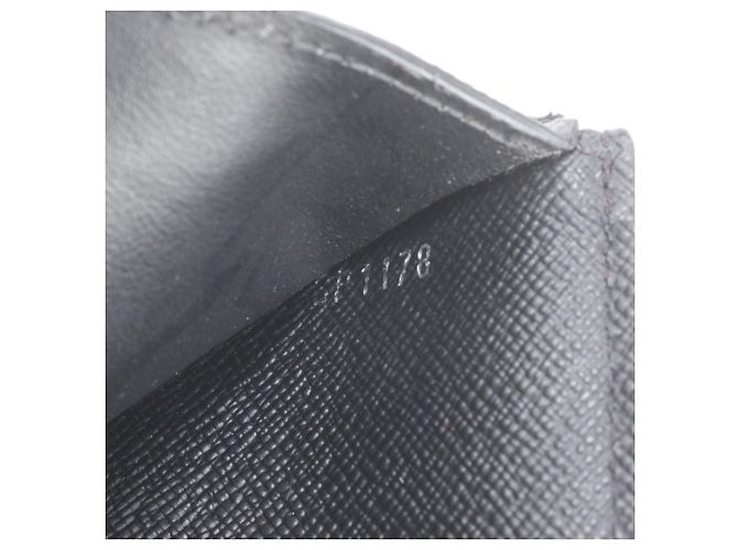 Louis Vuitton Epi Portefeuille Victorine Tri-fold Wallet Nero - vista 10