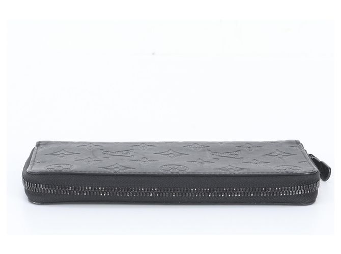Portafoglio Zippy Monogram Shadow con protezione RFID Louis Vuitton Nero - vista 5