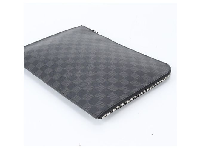 Louis Vuitton Damier Graphite Pochette Jour GM Preto - vista 3