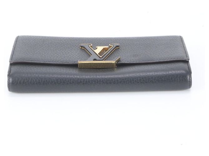 Louis Vuitton Portefeuille Capucines Taurillon Long Wallet Negro - vista 5