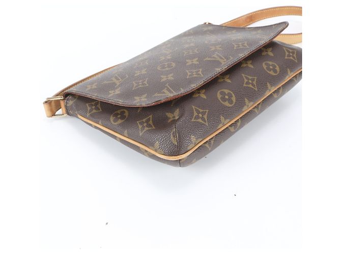Bolso de hombro Louis Vuitton Monogram Musette Tango M51257 de cuero Castaño - vista 5