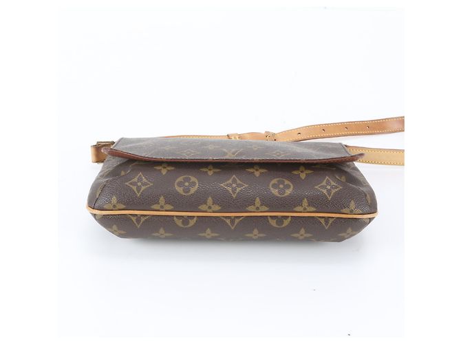 Bolso de hombro Louis Vuitton Monogram Musette Tango M51257 de cuero Castaño - vista 6