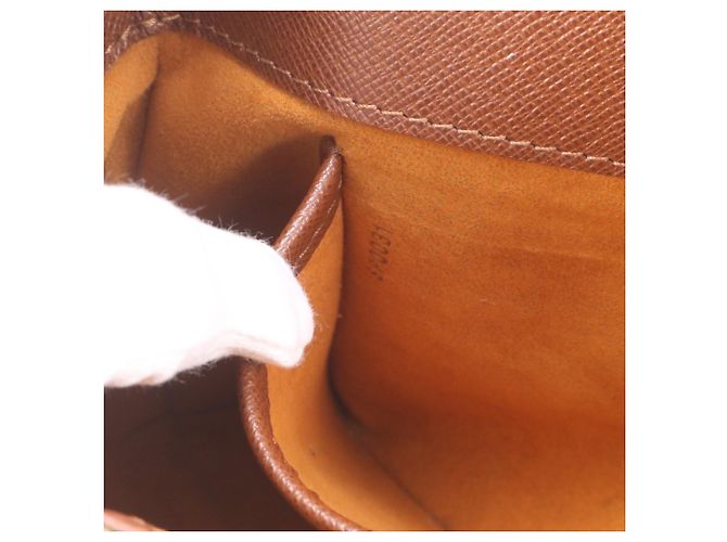 Bolso de hombro Louis Vuitton Monogram Musette Tango M51257 de cuero Castaño - vista 9