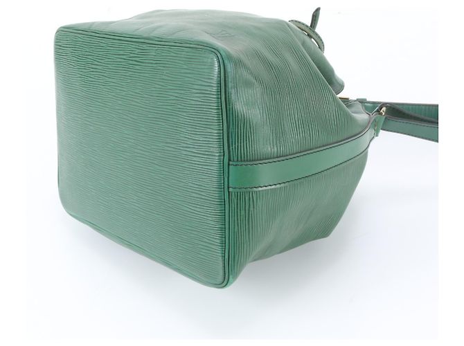 Noe Bolso de hombro con cordón Louis Vuitton Epi Petit Noé - vista 4