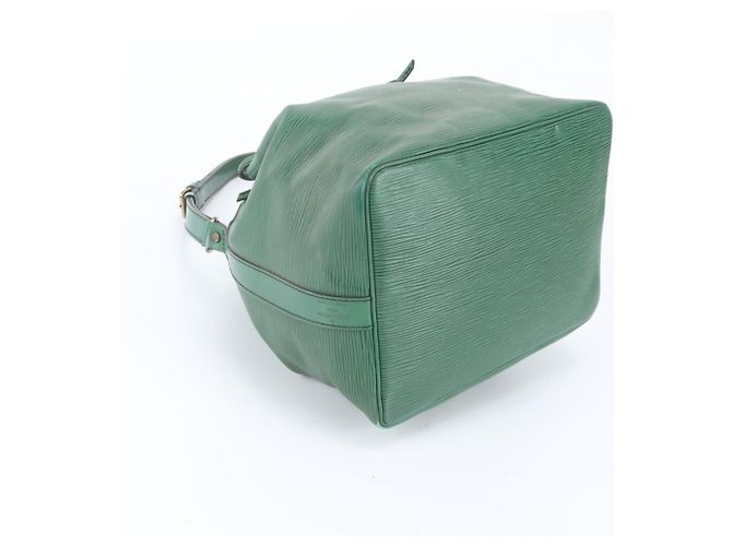 Noe Bolso de hombro con cordón Louis Vuitton Epi Petit Noé - vista 5