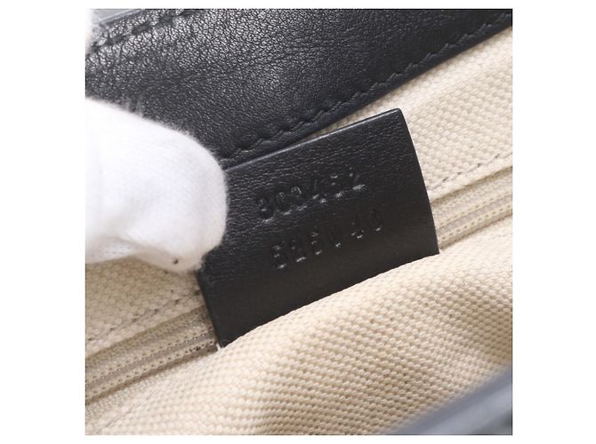 Borsa a tracolla Gucci Guccissima in pelle nera Nero - vista 9