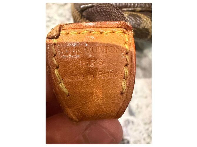 Louis Vuitton Pochette Accessoires Monogram Marron Monogramme - vue 4