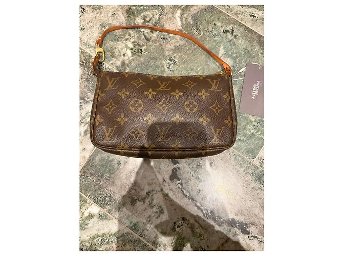 Louis Vuitton Pochette Accessoires Monogram Marron Monogramme - vue 4