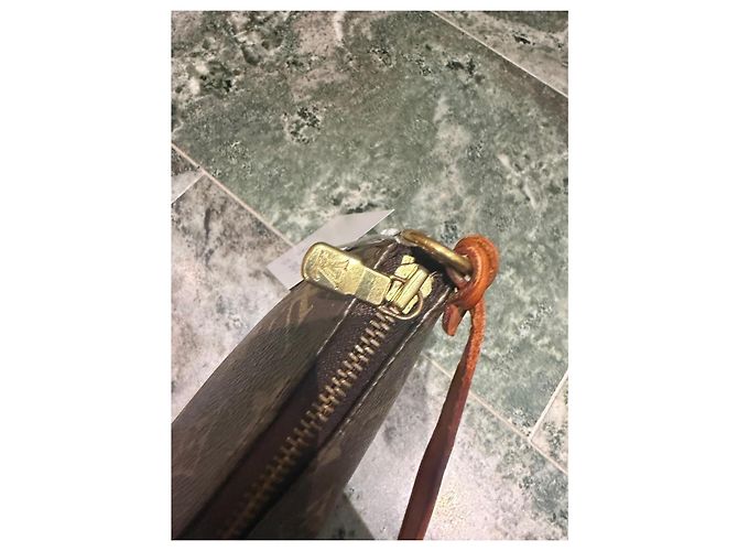 Louis Vuitton Pochette Accessoires Monogram Marron Monogramme - vue 6