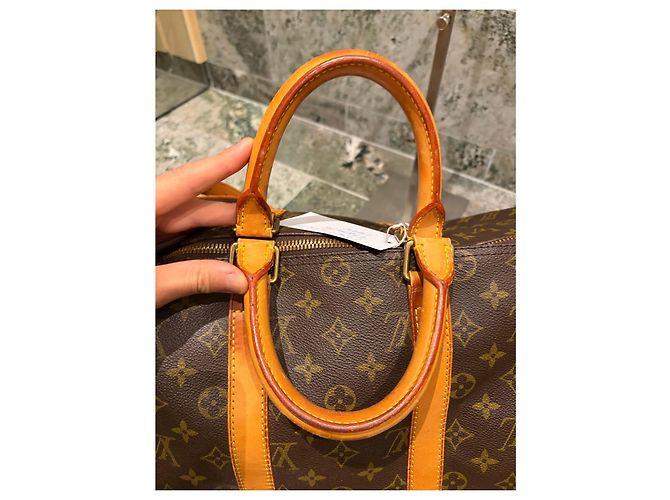 Louis Vuitton Keepall Bandoulière 45 Monogram Marrom Monograma - vista 3