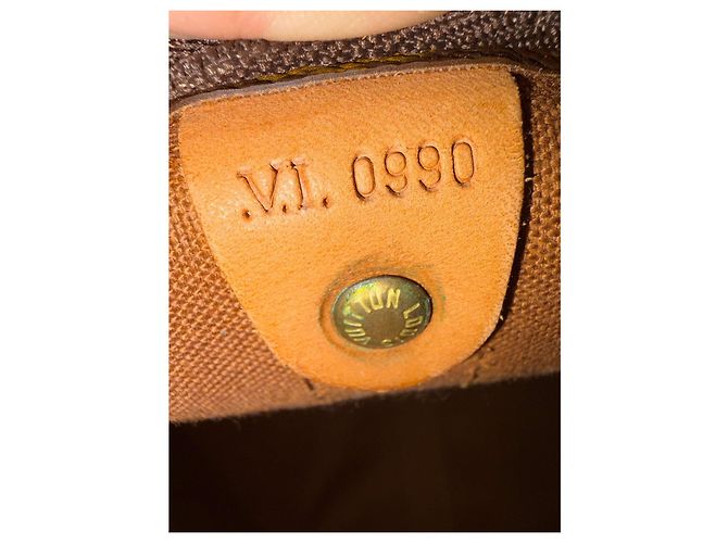 Louis Vuitton Keepall Bandoulière 45 Monogram Marrom Monograma - vista 9