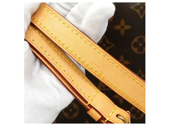 Bolso Louis Vuitton Monogram Petit Palais PM Castaño - vista 12