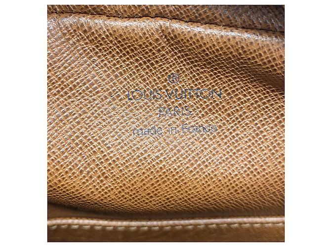 Bolsa de Ombro Louis Vuitton Monogram Danube Marrom - vista 5