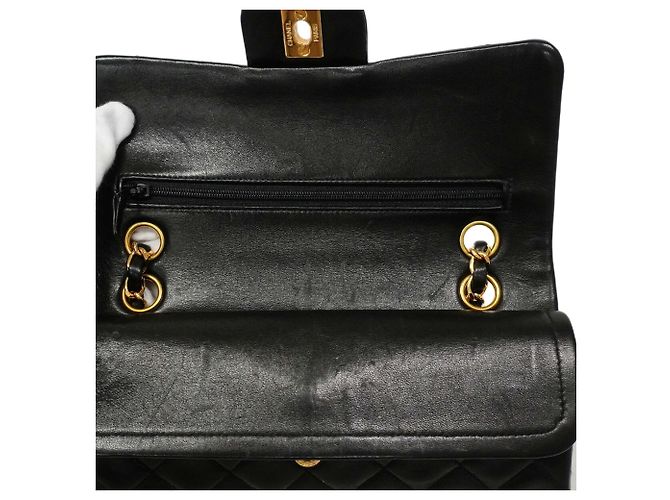 Borsa a tracolla Chanel Matelassé Nero - vista 12