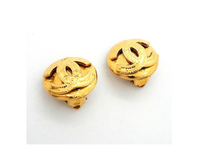 Pendientes de clip Chanel chapados en oro Dorado - vista 2