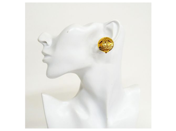Pendientes de clip Chanel chapados en oro Dorado - vista 5