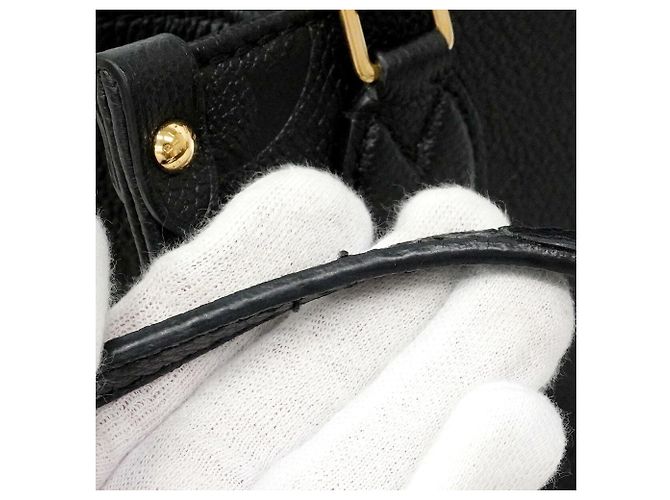 Bolso Louis Vuitton Monogram Empreinte OnTheGo BB Negro - vista 6