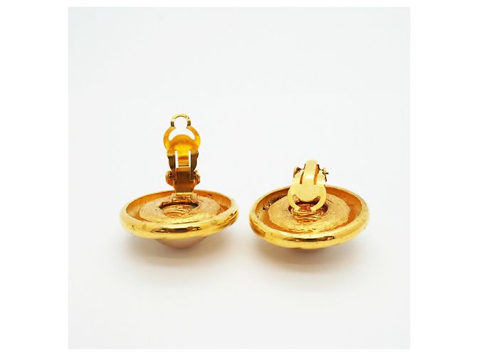Boucles d'oreilles clips Chanel plaquées or Doré - vue 3