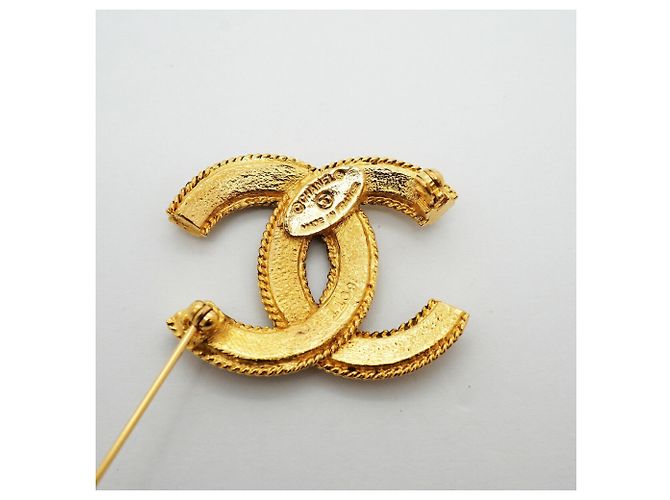 Broche Chanel Coco Mark banhada a ouro Dourado - vista 4