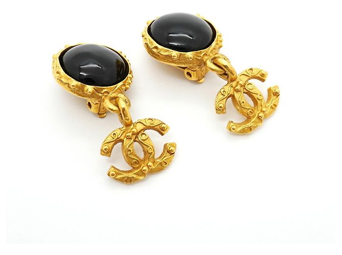 Timeless Chanel Clip-Ohrringe in Schwarz und Gold Golden - Ansicht 2