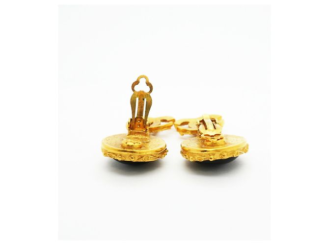 Timeless Chanel Clip-Ohrringe in Schwarz und Gold Golden - Ansicht 3