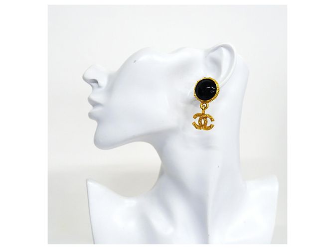 Timeless Chanel Clip-Ohrringe in Schwarz und Gold Golden - Ansicht 5