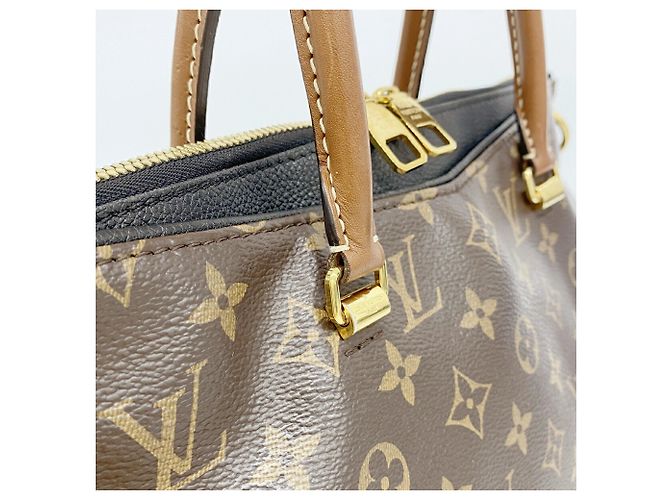 Bolsa Louis Vuitton Monogram Pallas Marrom Preto - vista 13