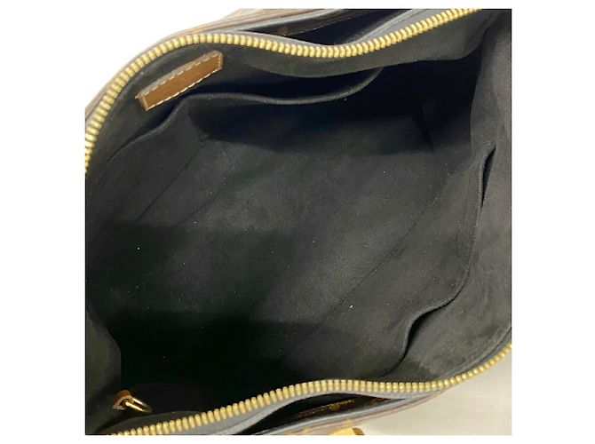 Bolsa Louis Vuitton Monogram Pallas Marrom Preto - vista 4