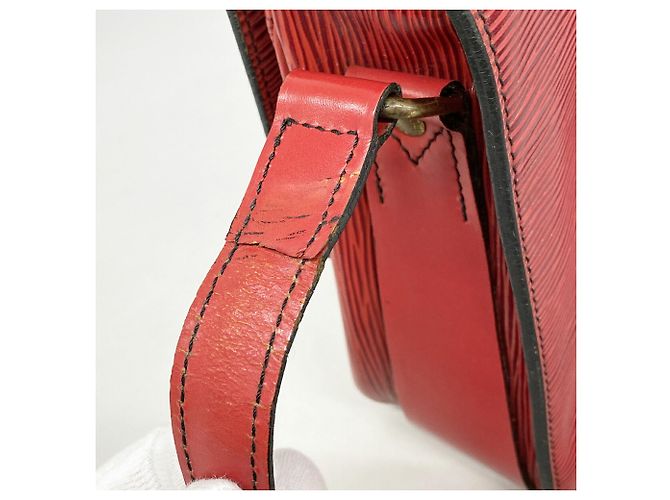 Louis Vuitton Epi Cartouchiere Schultertasche Rot - Ansicht 11