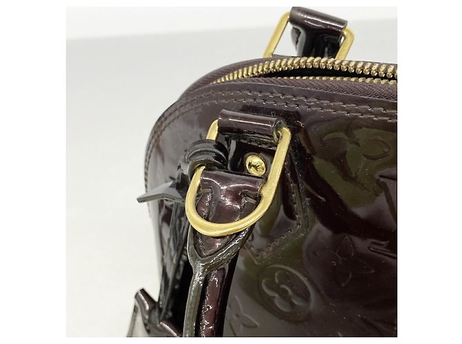 Louis Vuitton Alma BB Vernis Handtasche Bordeaux - Ansicht 7