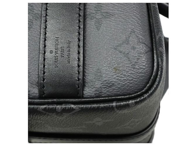 Sac à main Louis Vuitton Monogram Eclipse Reverse Keepall Bandoulière 25 Marron Noir - vue 6