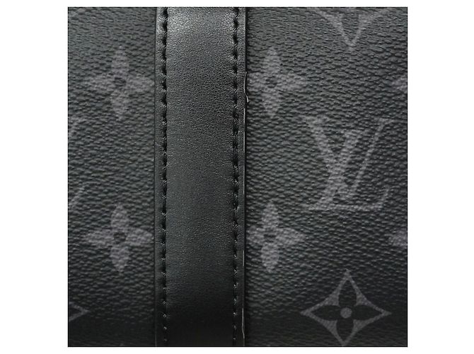 Sac à main Louis Vuitton Monogram Eclipse Reverse Keepall Bandoulière 25 Marron Noir - vue 8