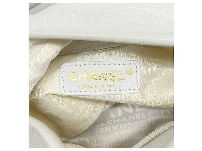 Bolso de mano Chanel de cuero blanco - vista 5
