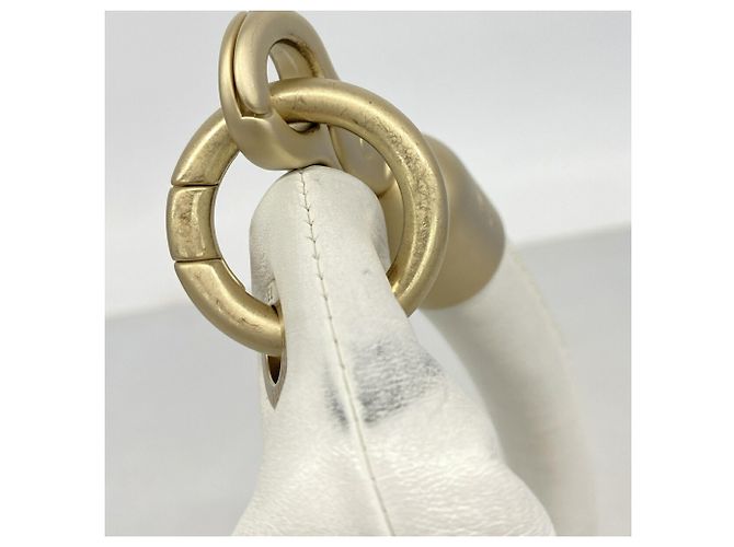 Bolso de mano Chanel de cuero blanco - vista 6
