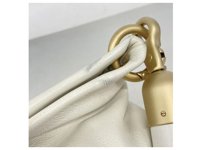 Bolso de mano Chanel de cuero blanco - vista 7