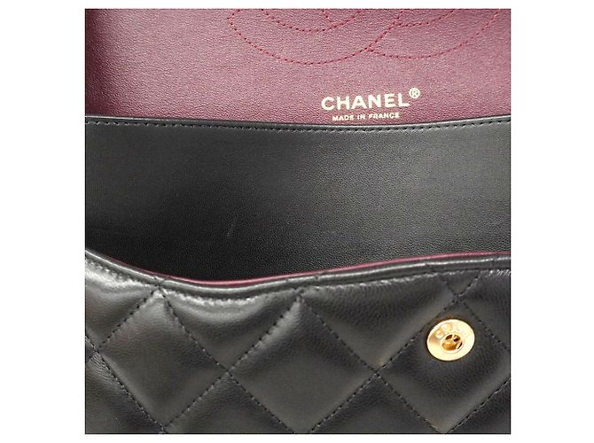 Chanel Schultertasche aus schwarzem Lammleder - Ansicht 10