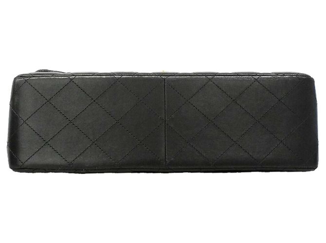 Chanel Schultertasche aus schwarzem Lammleder - Ansicht 3