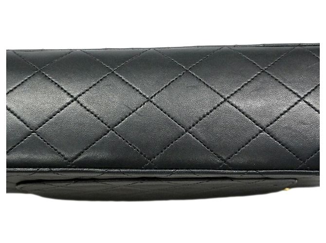 Bolsa de Ombro Chanel Matelassé Preto - vista 7