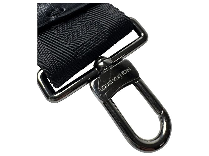 Borsa a tracolla portafoglio portatile Louis Vuitton Gaston in nero - vista 10