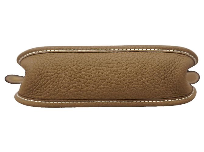 Hermès Hermes Schultertasche Evelyne TPM Taupe - Ansicht 3