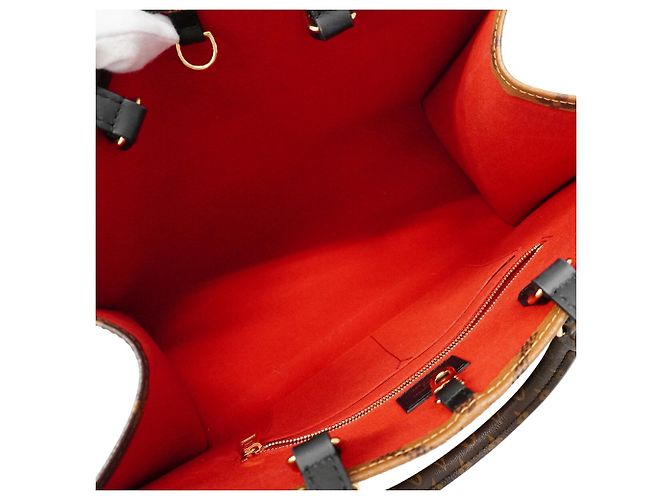 Louis Vuitton Monogram Giant Reverse OnTheGo MM Tote Bag Braun - Ansicht 4
