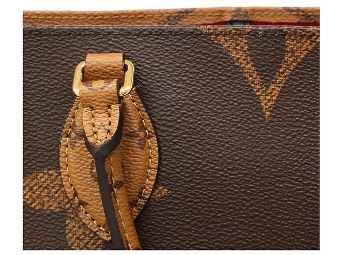 Louis Vuitton Monogram Giant Reverse OnTheGo MM Tote Bag Braun - Ansicht 6