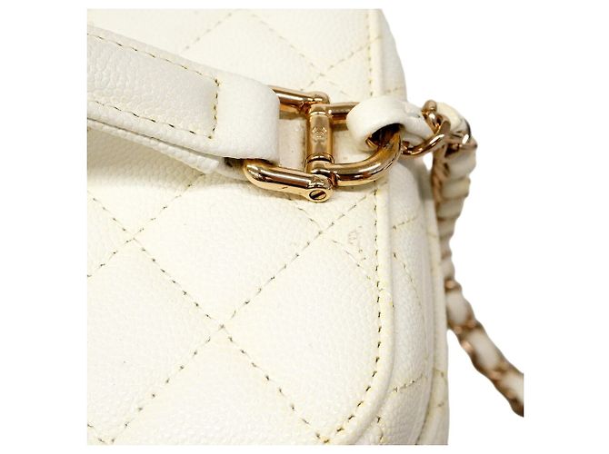 Borsa Vanity Chanel in pelle di vitello granulata bianca Bianco - vista 10